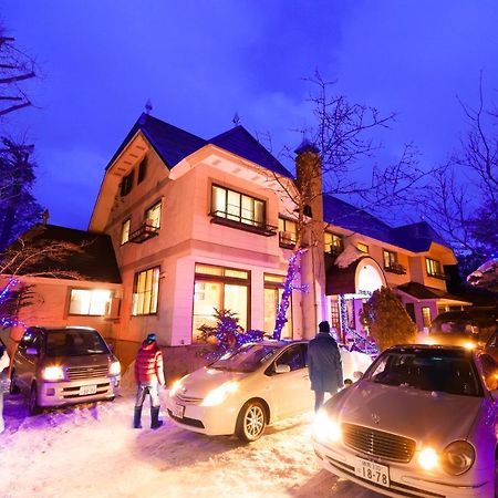 Petit Hotel P-Bow Hakuba Kültér fotó