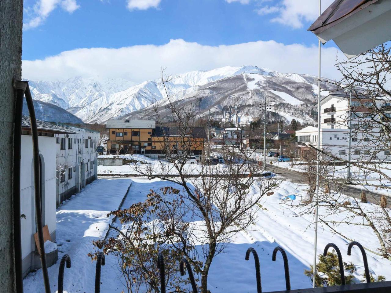 Petit Hotel P-Bow Hakuba Kültér fotó